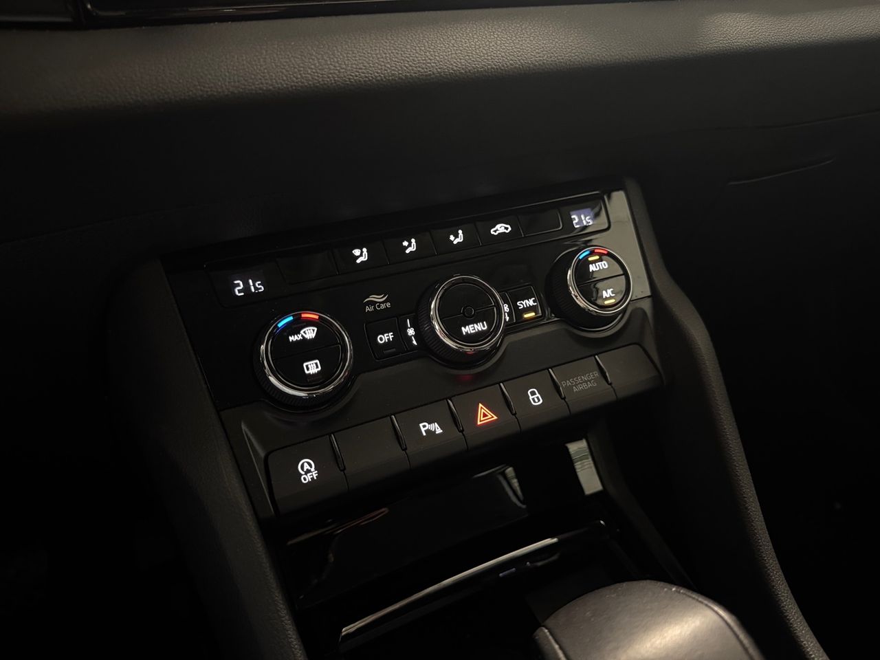 Skoda Karoq 1.5 TSI 110kW (150CV) DSG ACT Selection - foto 14