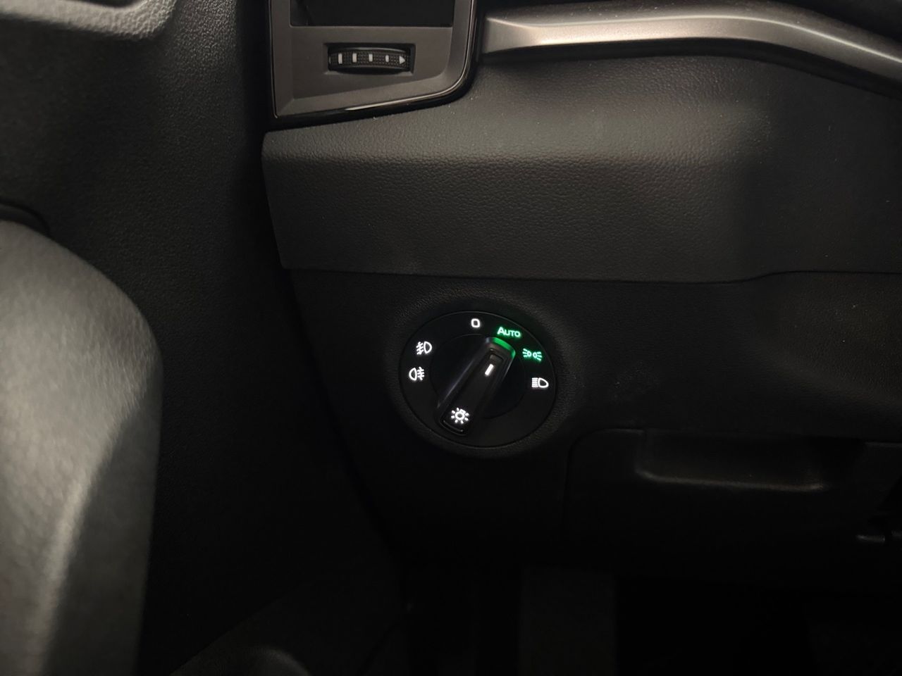 Skoda Karoq 1.5 TSI 110kW (150CV) DSG ACT Selection - foto 12