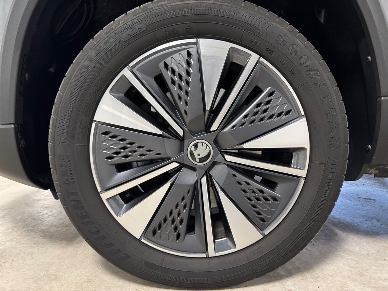 Skoda Karoq 1.5 TSI 110kW (150CV) DSG ACT Selection - foto 8