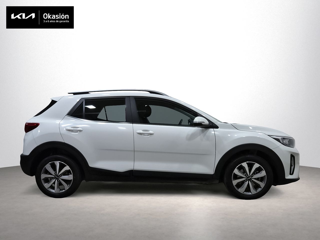kia stonic 2024 / foto grande (3)