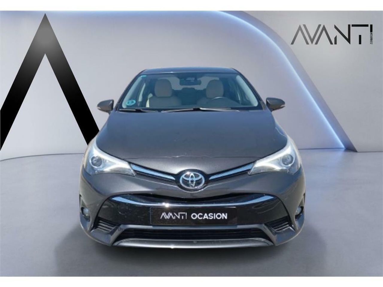 toyota avensis 2017 / foto grande (2)