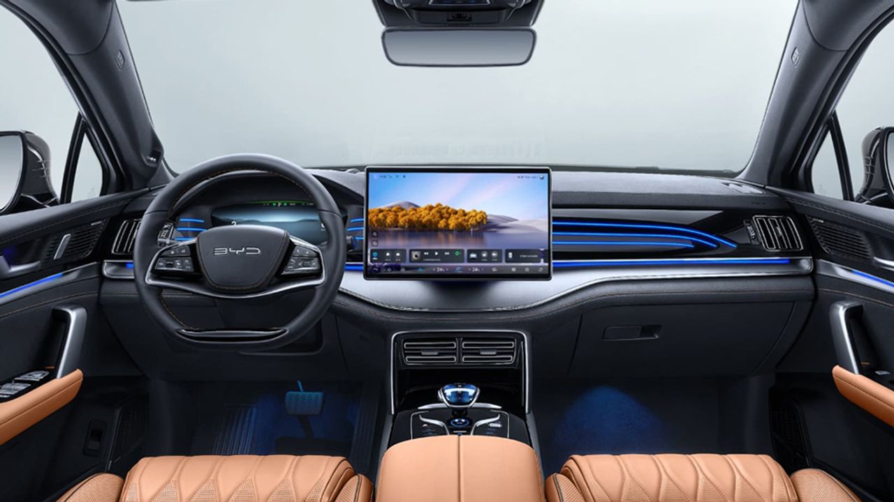 byd tang 2026 / foto grande (3)