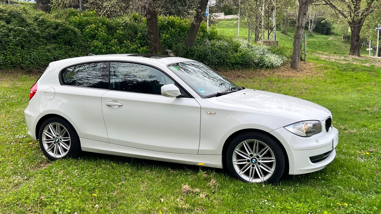 bmw serie 1 2011 / foto grande (2)