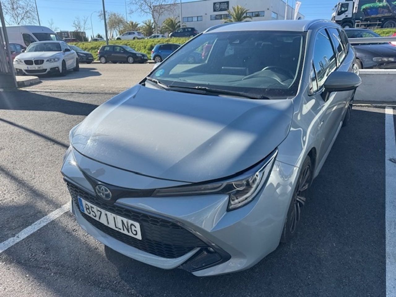 Ssangyong tivoli line  de segunda mano - toyota corolla 2021 /