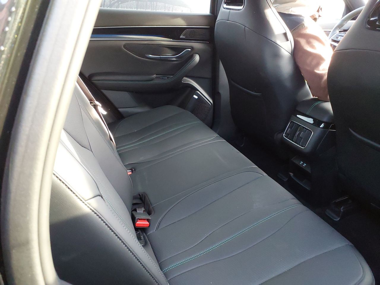 BYD Seal Comfort - foto 12