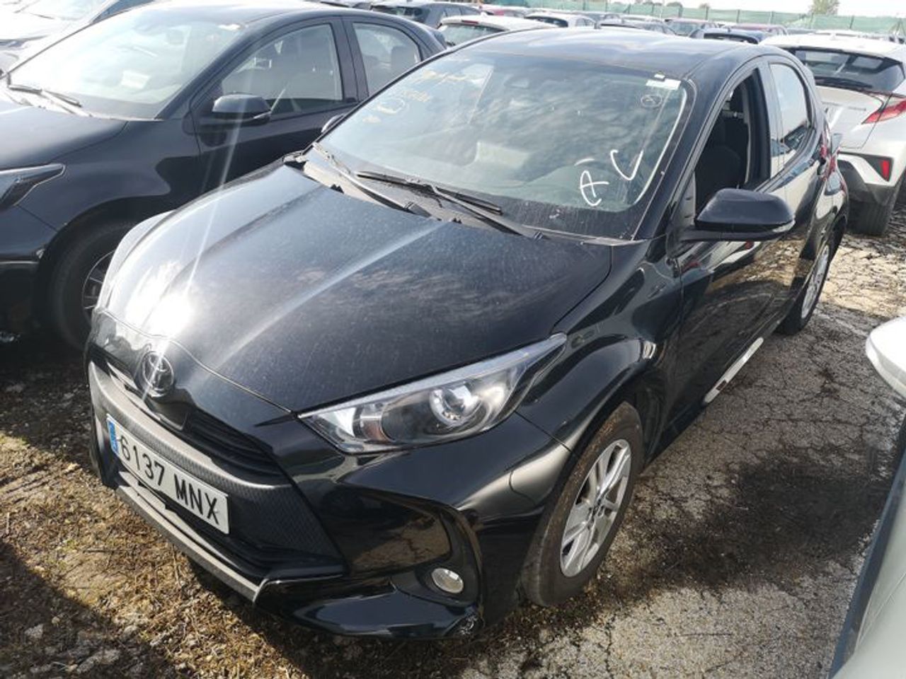 toyota yaris 2024 / foto grande (2)