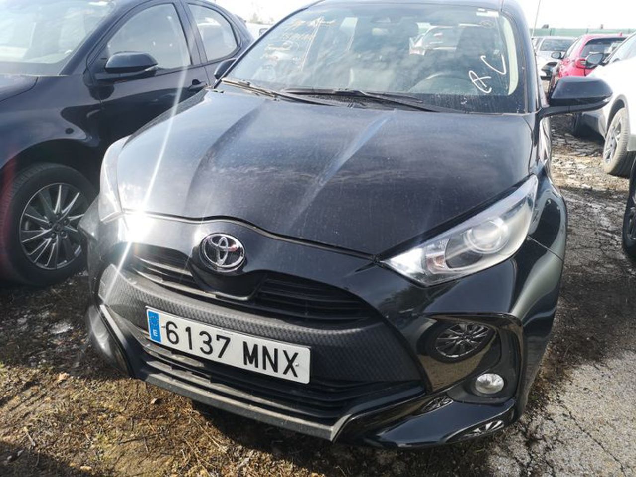Foto toyota yaris 2024 /