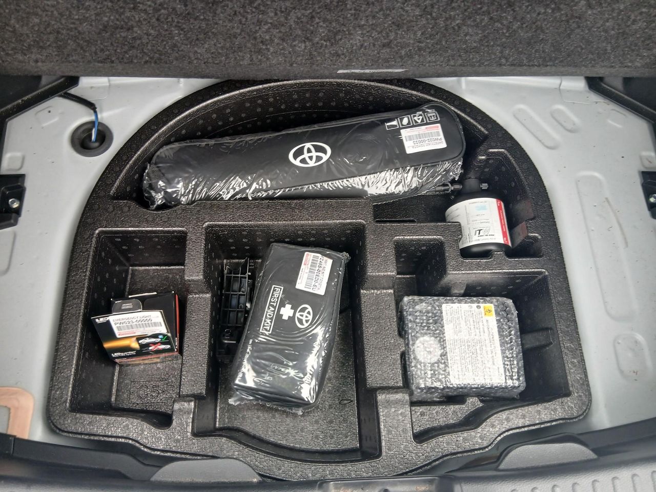 Toyota Yaris 1.5 120H Active Tech - foto 5