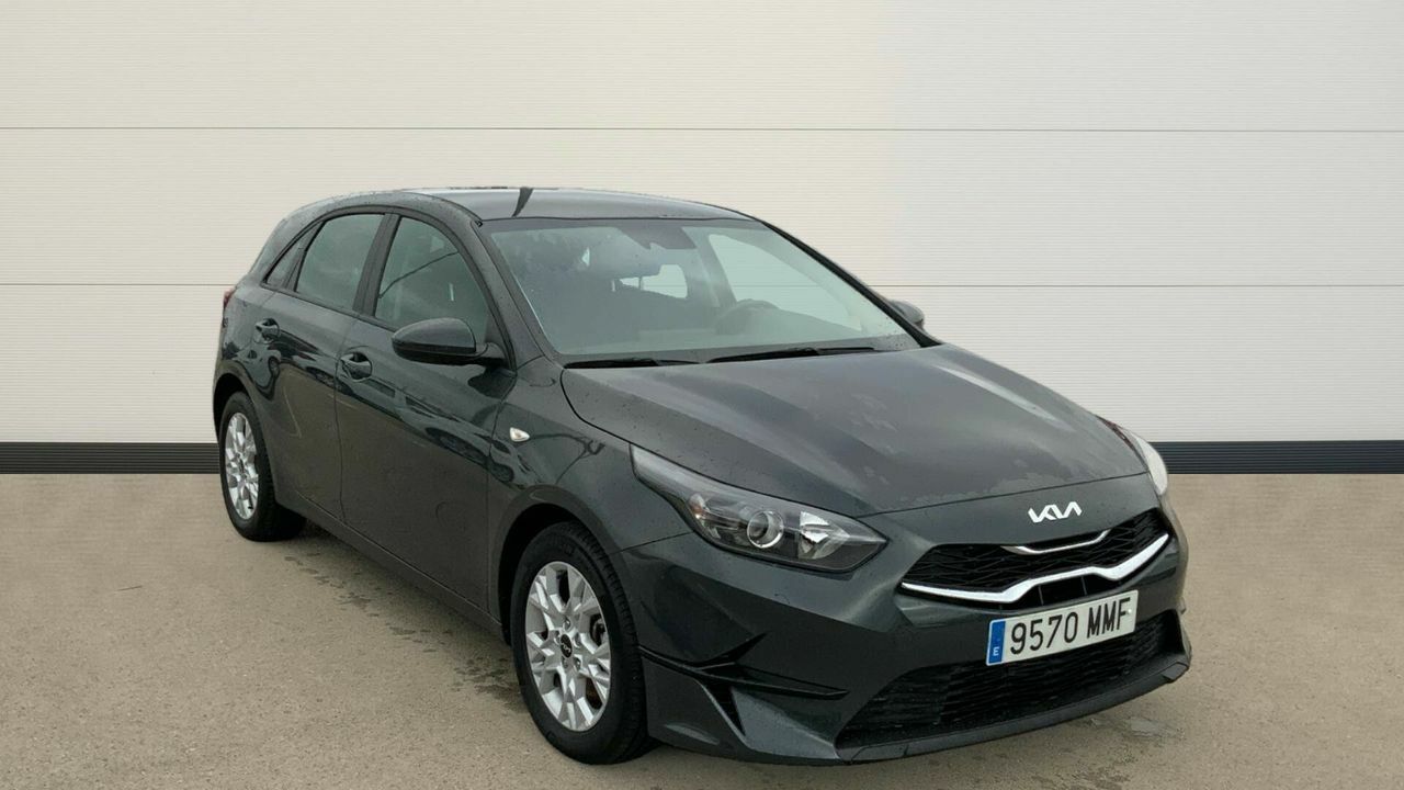 Foto kia ceed 2023 /