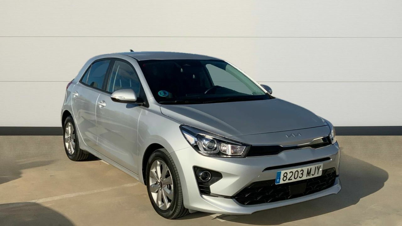 Foto kia rio 2023 /
