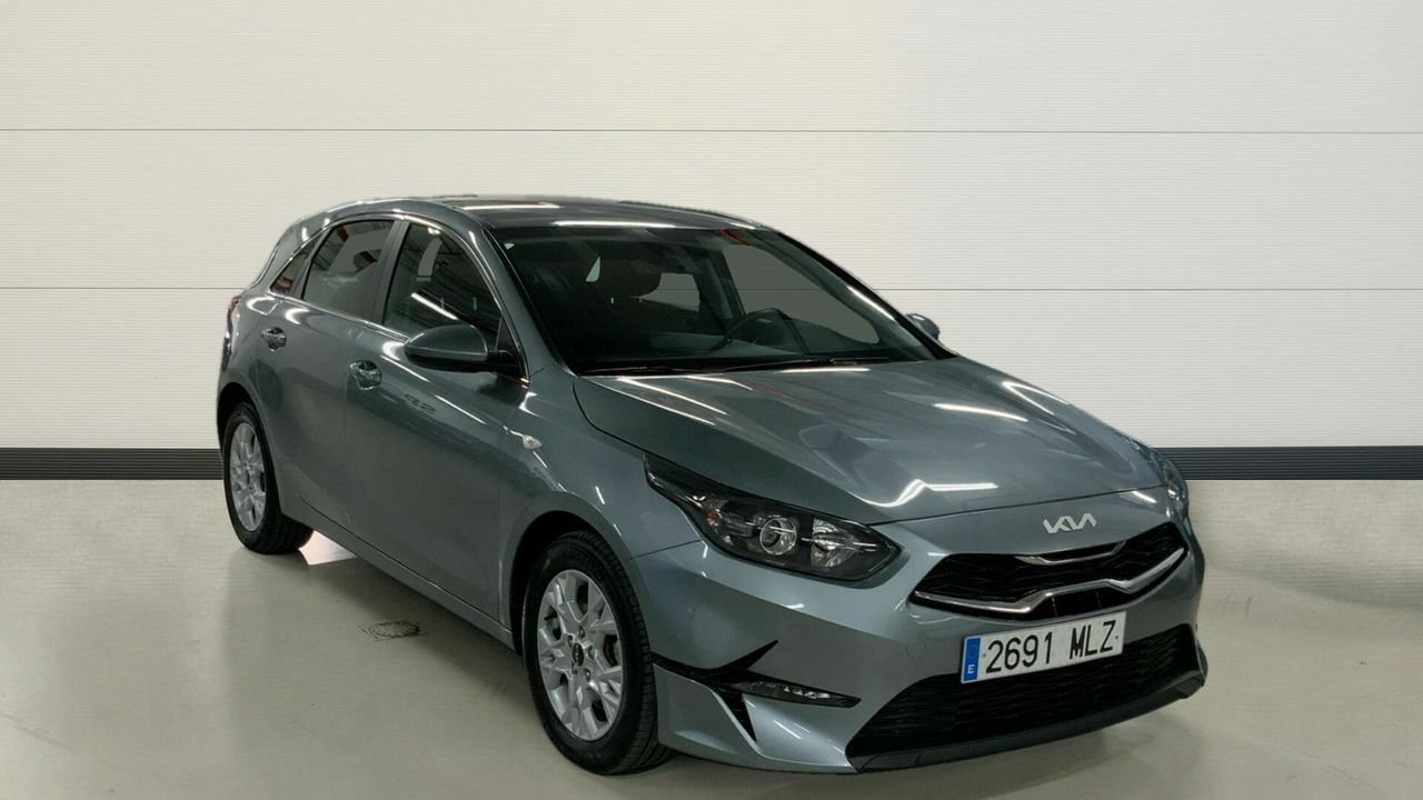 Foto kia ceed 2023 /