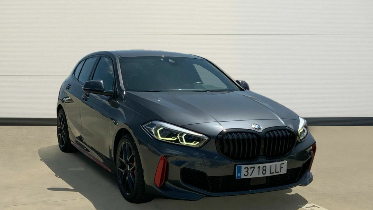 Foto bmw serie 1 2020 /