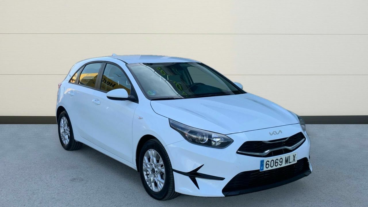 Foto kia ceed 2023 /