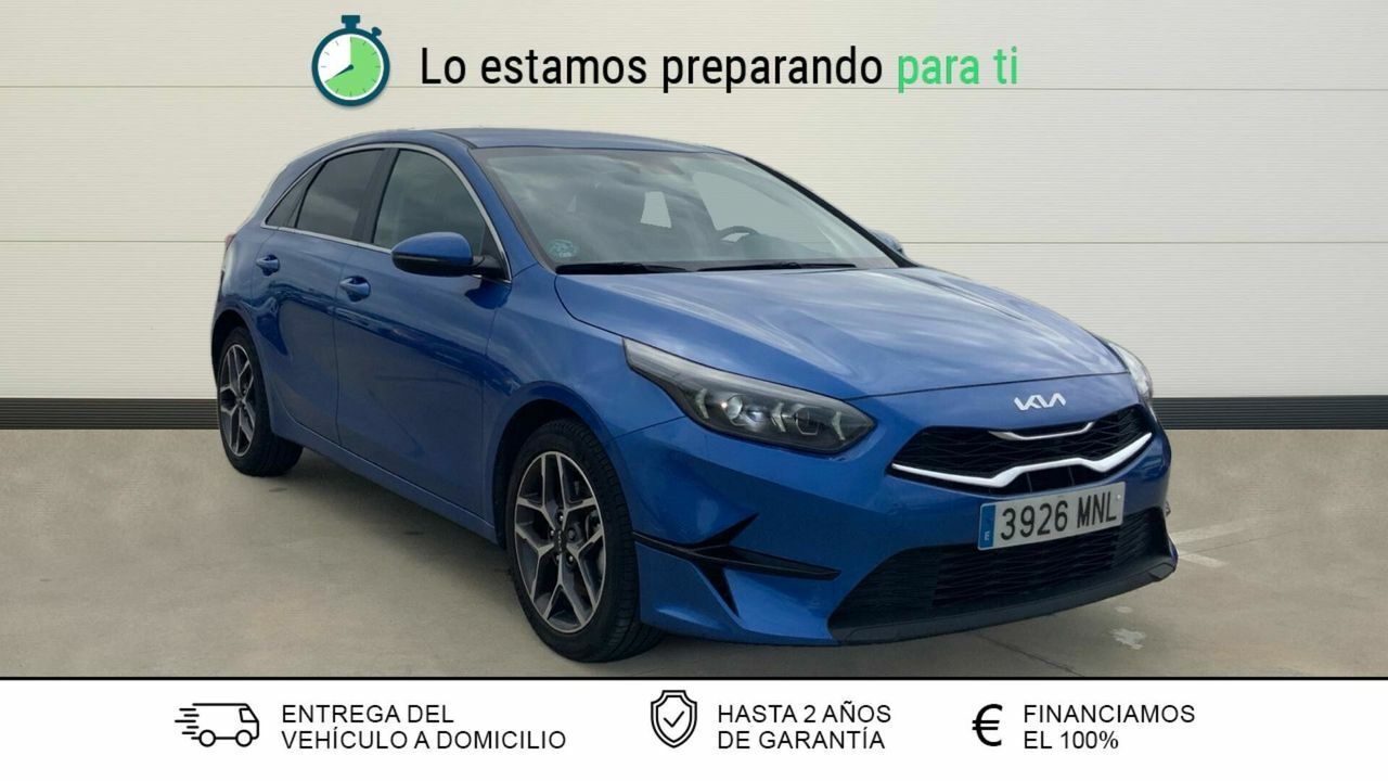 Hyundai i20 con cargador usb  de segunda mano - kia ceed 2024 /