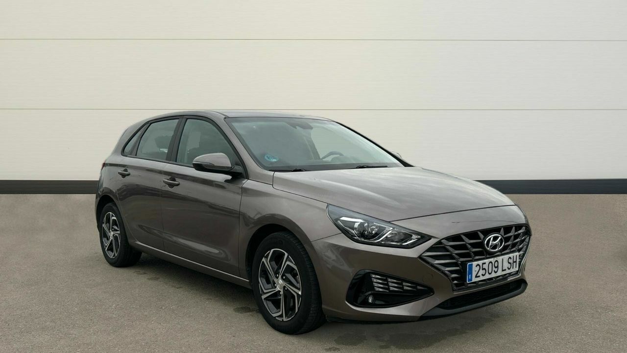 hyundai i30 2021 /