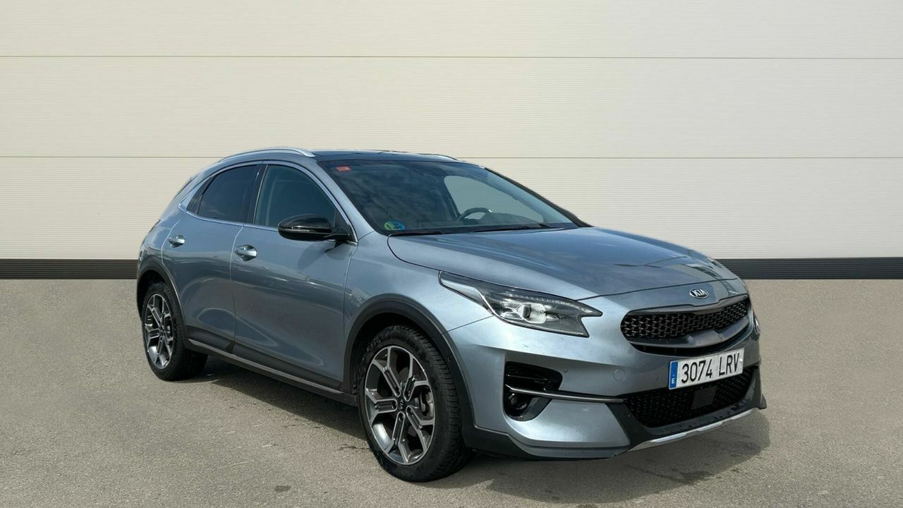 kia xceed 2021 /