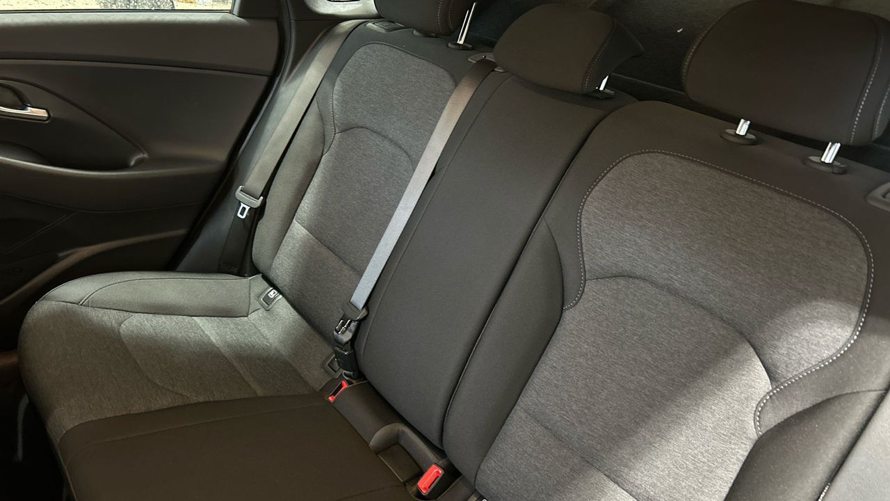 Hyundai i30 1.0 TGDI 48V KLASS 120 5P - foto 7