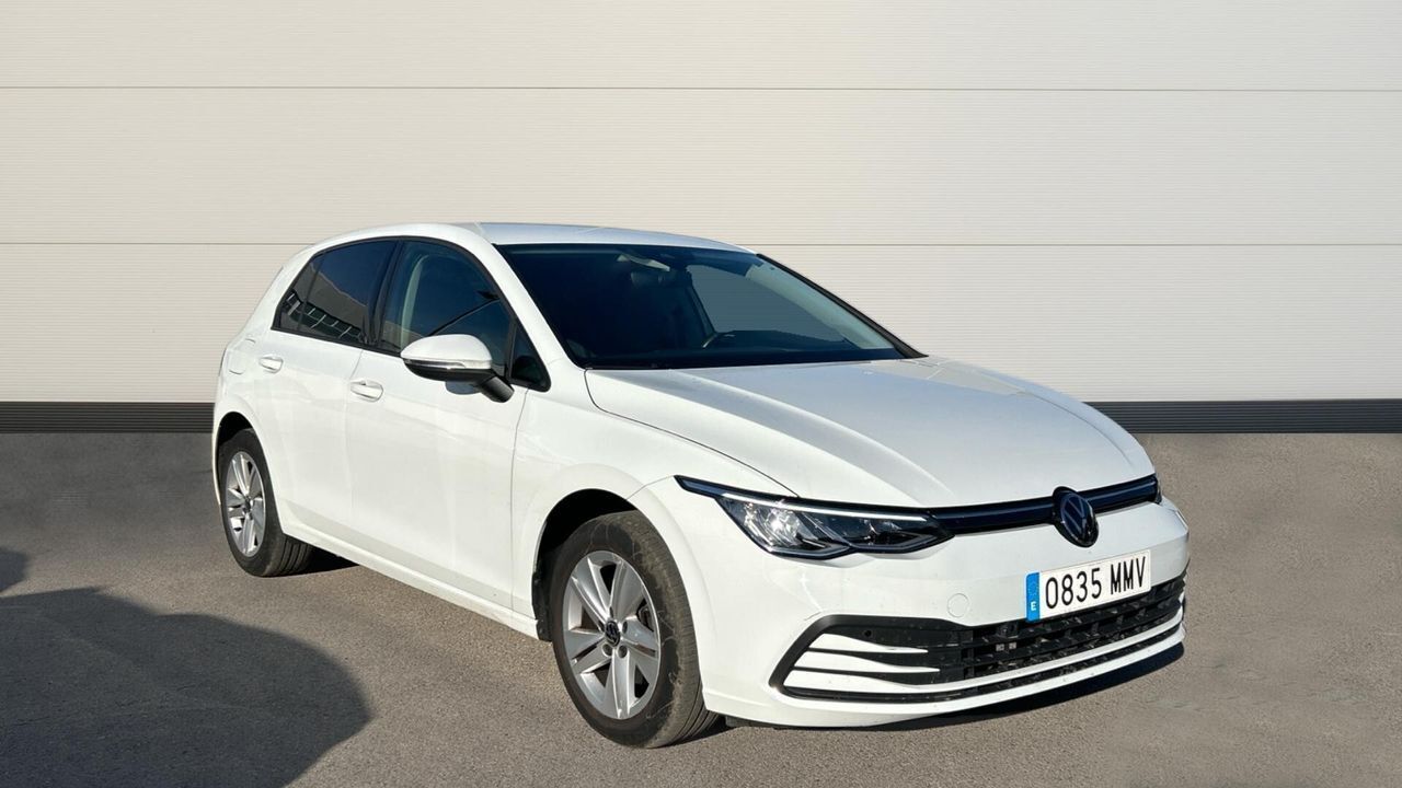 Volkswagen Golf 1.0 ETSI MHEV 81KW DSG LIFE 110 5P