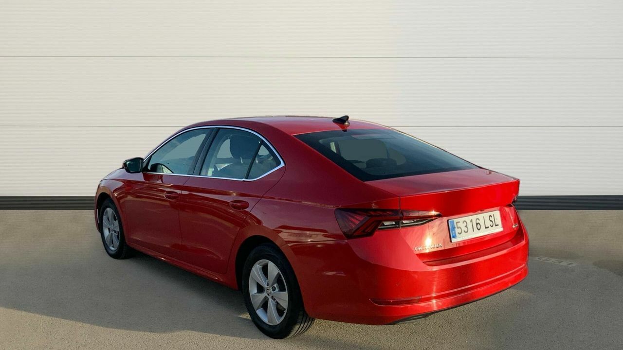 skoda octavia 2021 / foto grande (3)