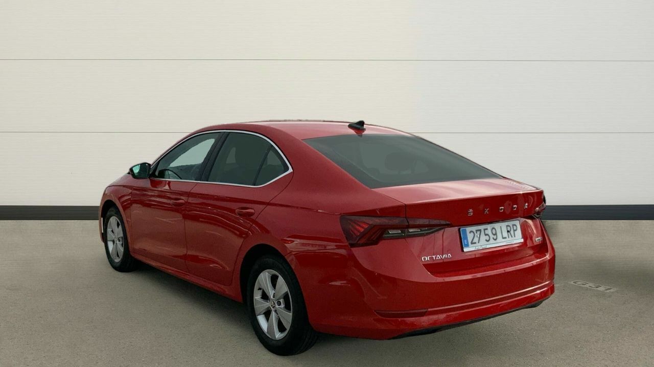 skoda octavia 2021 / foto grande (3)