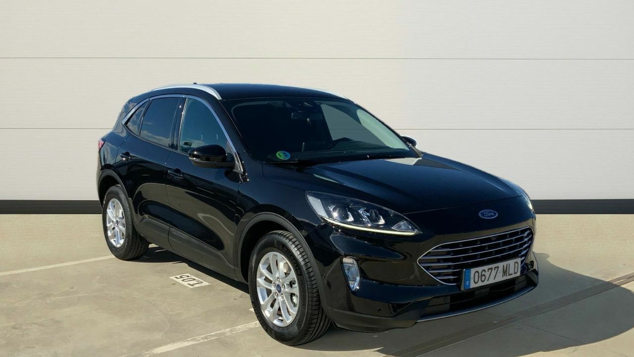 Mudanzas de pianos verticales  de segunda mano - ford kuga 2023 /