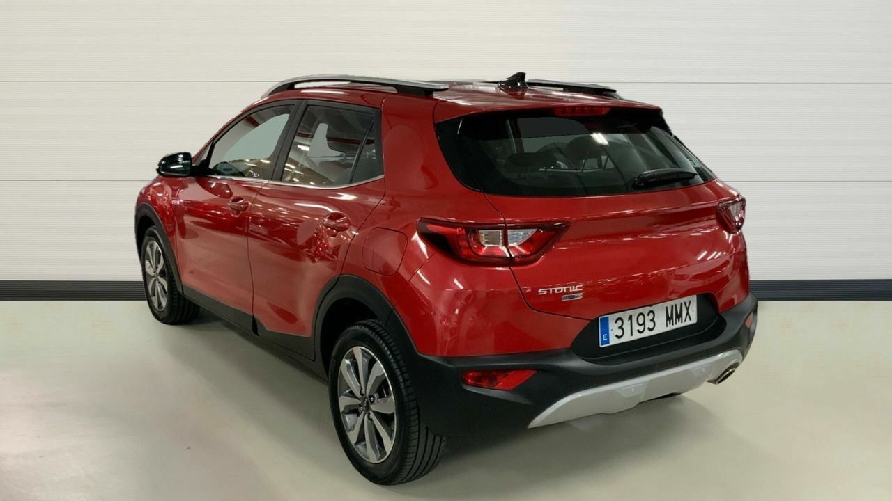 kia stonic 2024 / foto grande (3)