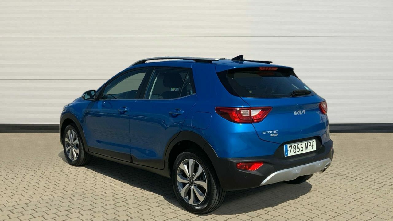 kia stonic 2024 / foto grande (3)