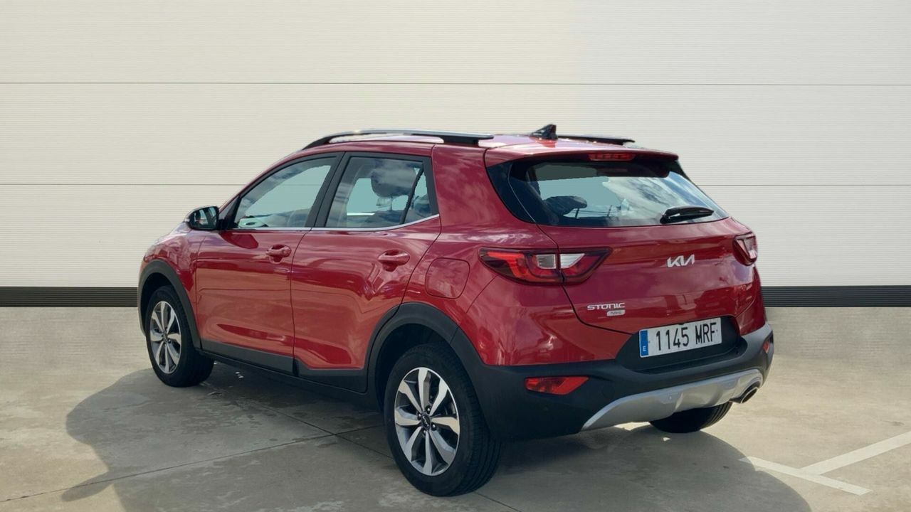 kia stonic 2024 / foto grande (3)