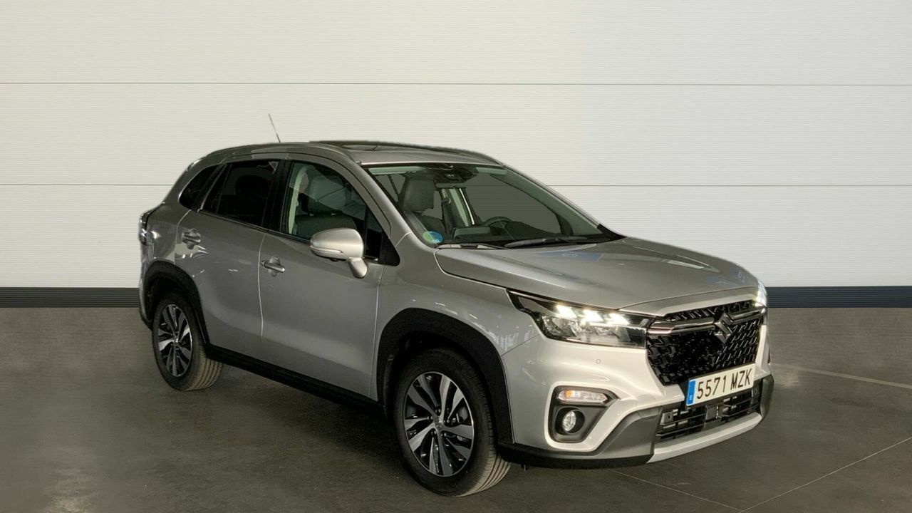 Foto suzuki scross 2025 /
