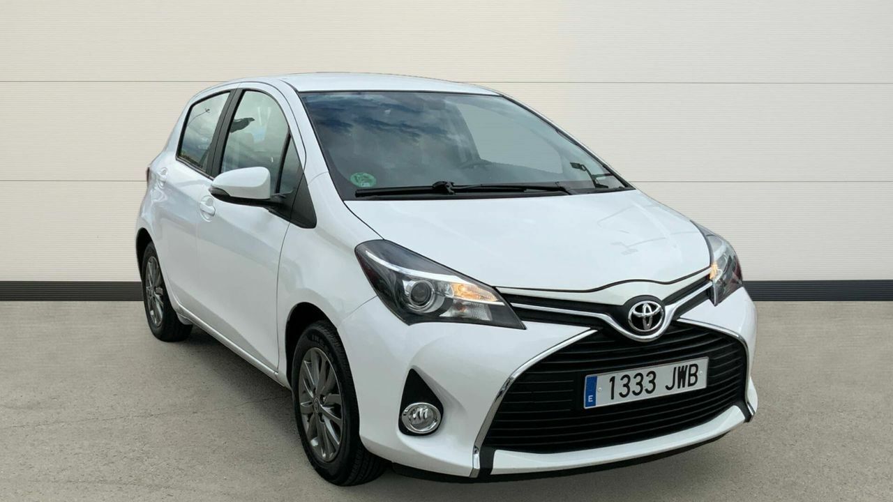Foto toyota yaris 2017 /