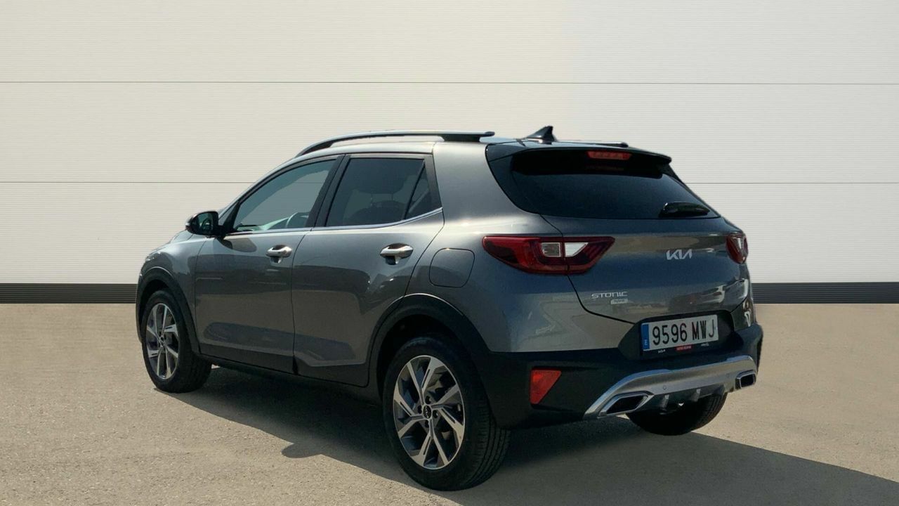 kia stonic 2024 / foto grande (3)