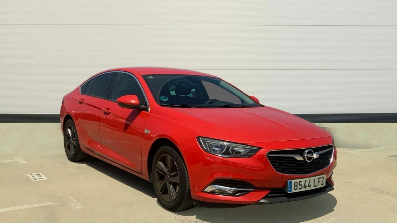 Foto opel insignia  2020 /