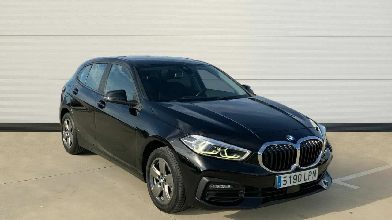 Foto bmw serie 1 2021 /