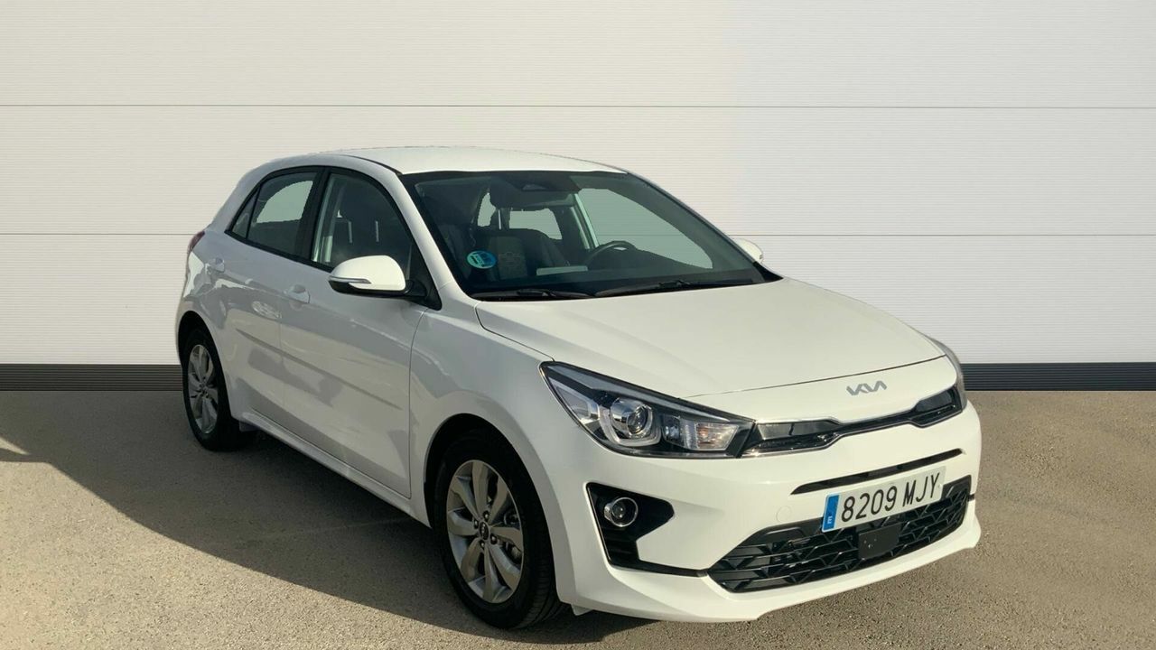 Foto kia rio 2023 /