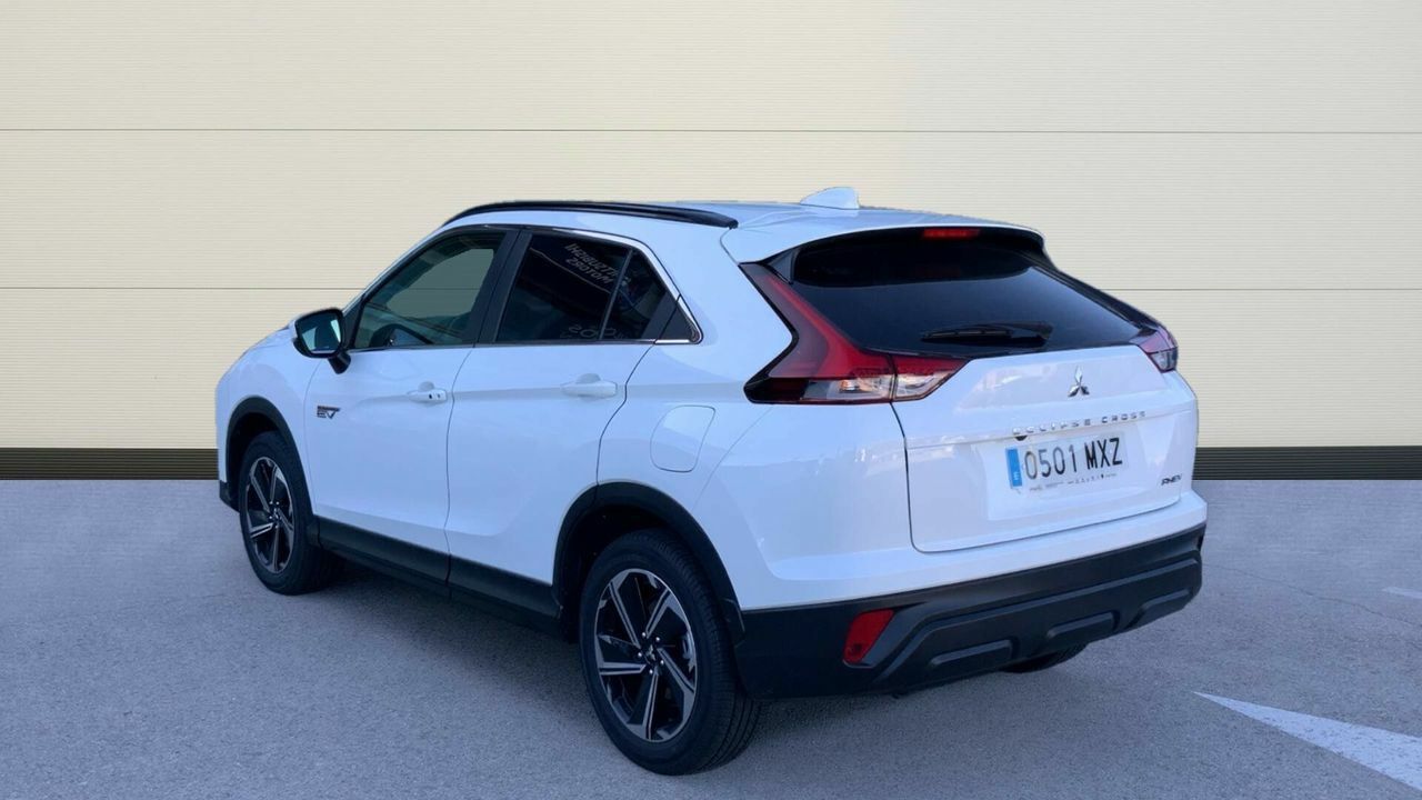 mitsubishi eclipse cross 2025 / foto grande (3)