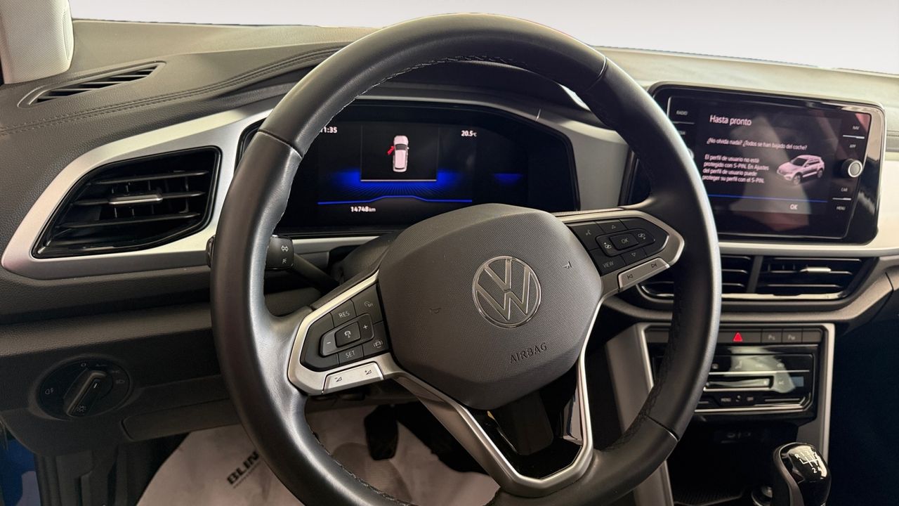 Volkswagen T-Roc "MáS" DARK 1.0 TSI 85 KW (115 CV) 6 VEL. - foto 10