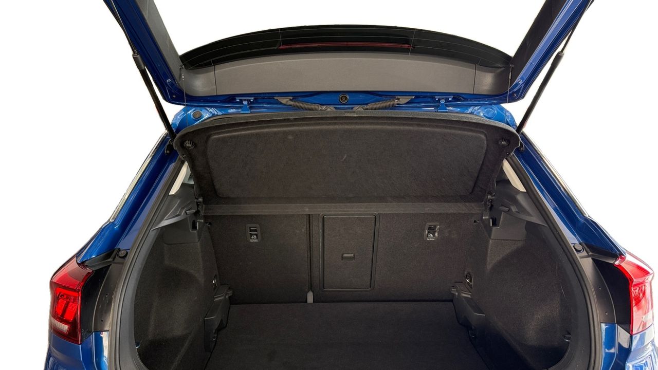 Volkswagen T-Roc "MáS" DARK 1.0 TSI 85 KW (115 CV) 6 VEL. - foto 13