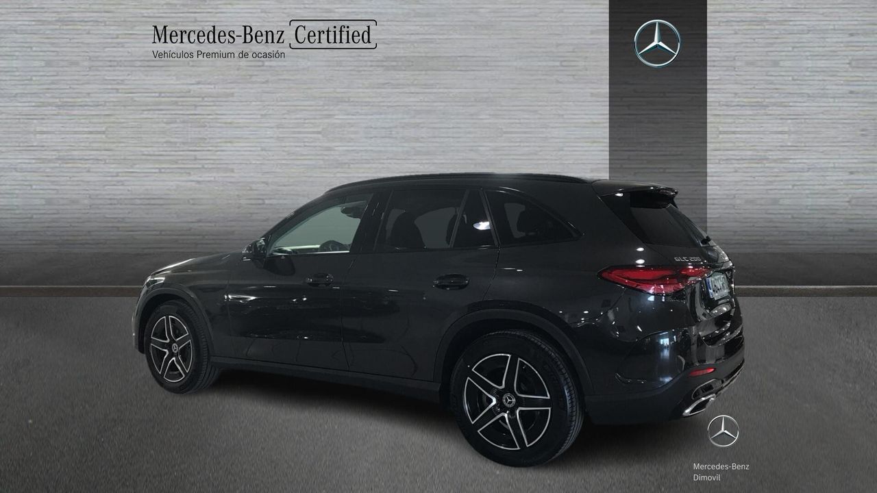 Mercedes GLC -CLASS GLC 200 4MATIC AMG LINE - foto 4