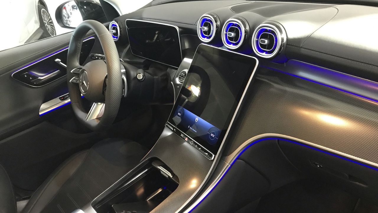 Mercedes GLC -CLASS GLC 200 4MATIC AMG LINE - foto 10