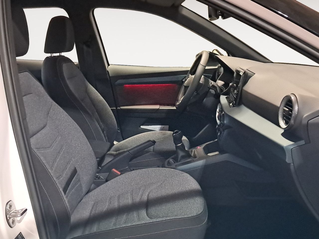 Seat Arona 1.0 TSI 85 KW (115 CV) START/STOP X-PERIENCE - foto 5