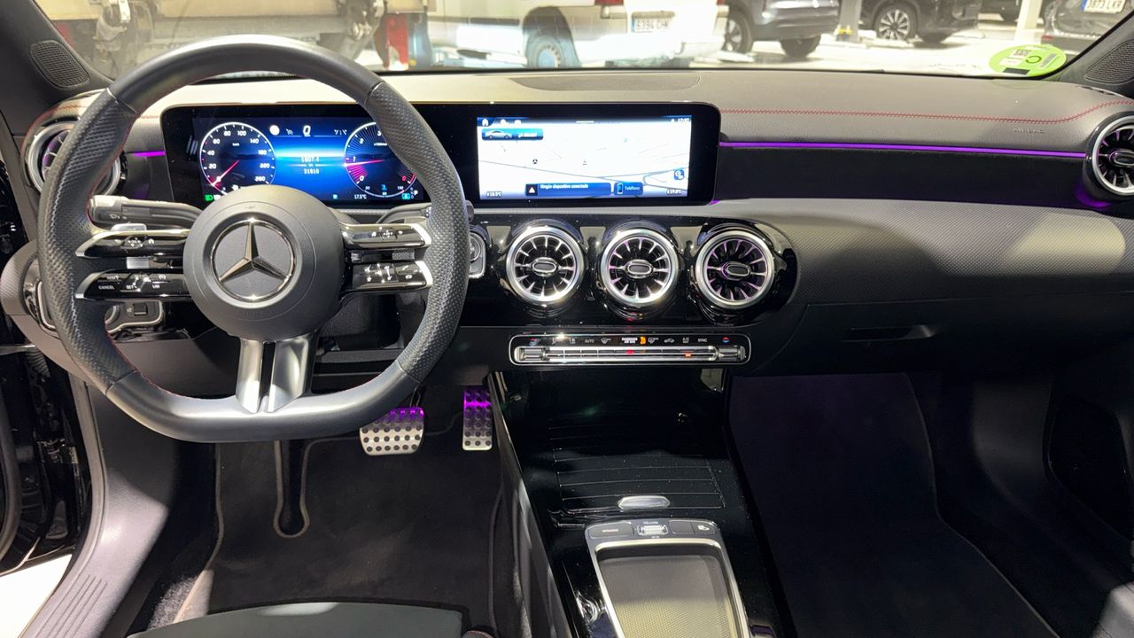 Mercedes CLA -CLASS CLA 200 D AMG LINE - foto 8