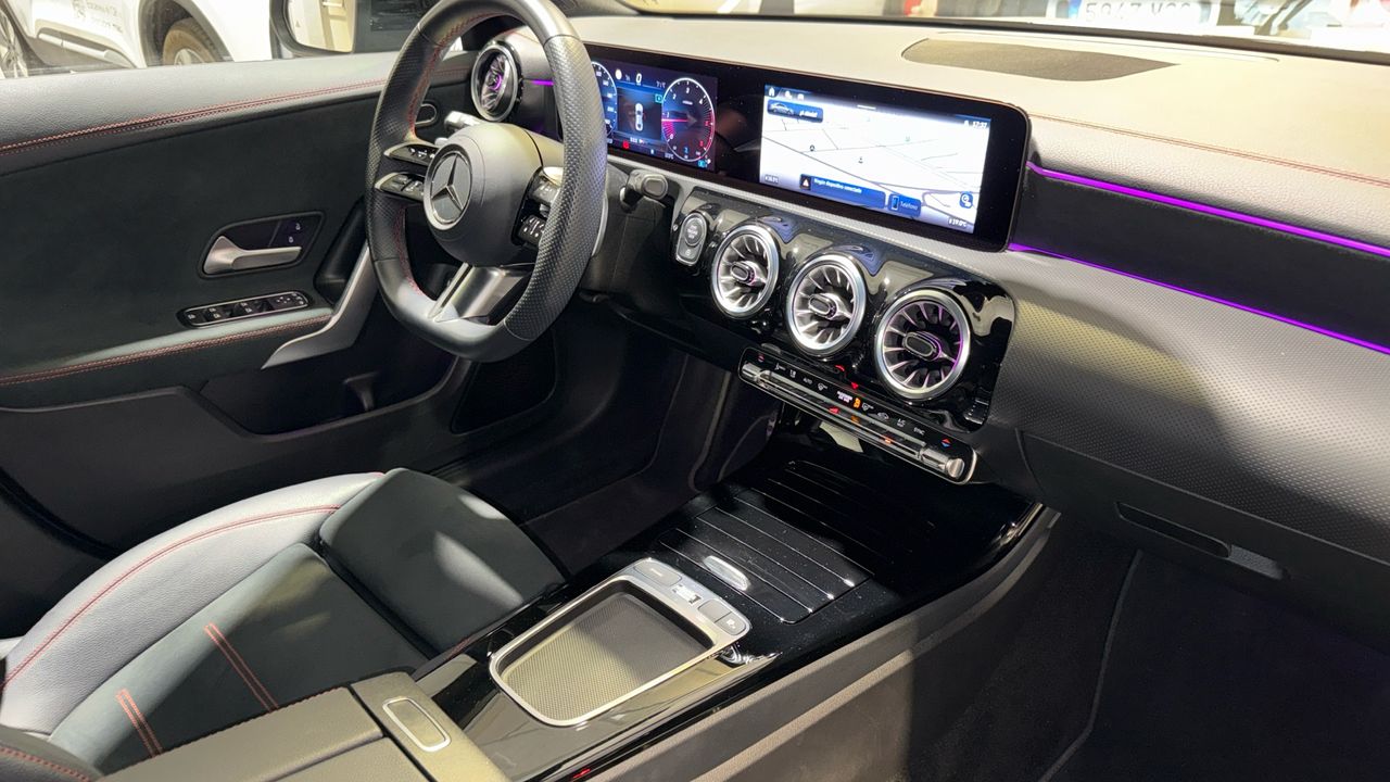 Mercedes CLA -CLASS CLA 200 D AMG LINE - foto 10