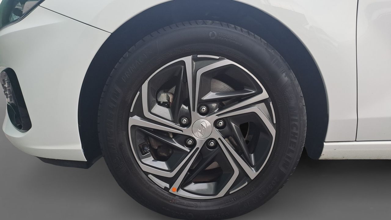 Hyundai i30 BERLINA CON PORTON 1.0 TGDI 48V KLASS 120 5P - foto 12