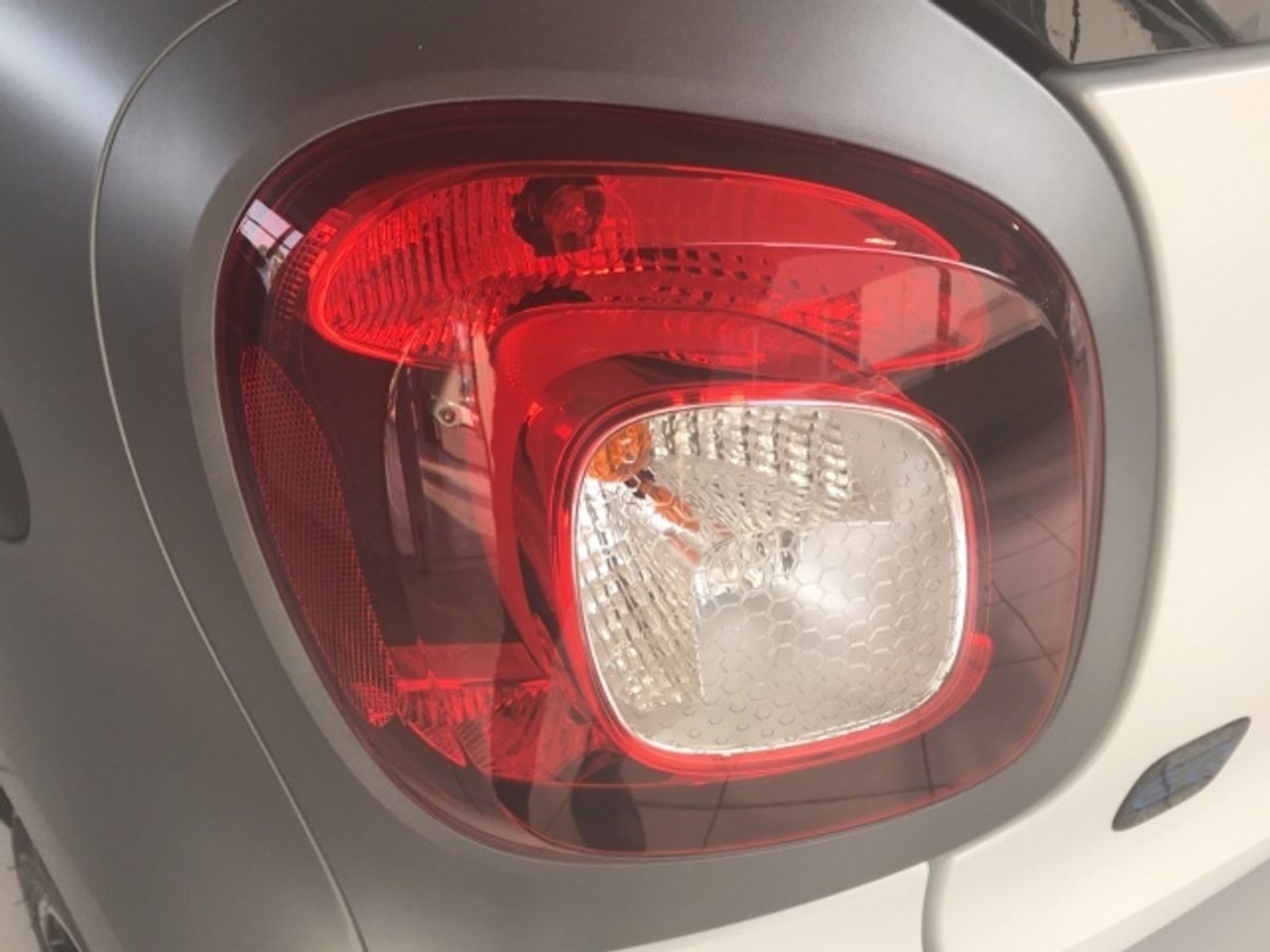 Smart Fortwo SMART FORTWO 60KW EQ COUPE - foto 16