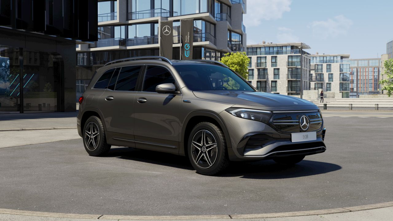 Foto mercedes eqb 2023 /