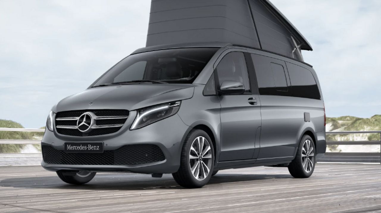 mercedes clase v 2023 / foto grande (3)