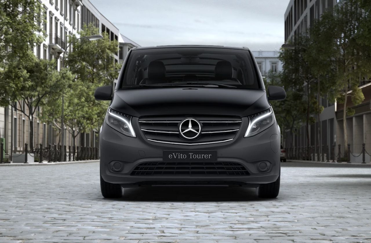 Foto mercedes evito 2023 /