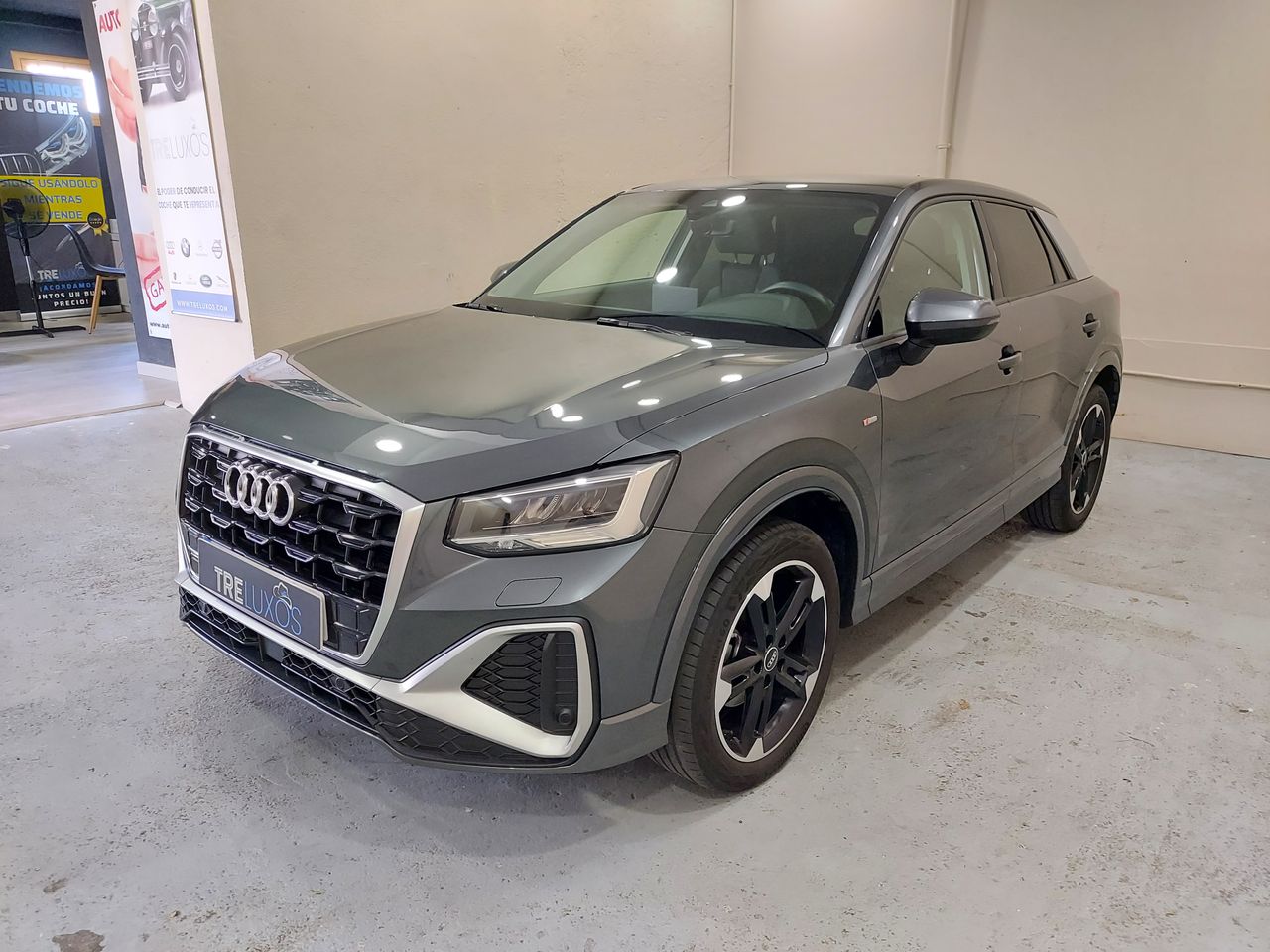 audi q2 2021 /