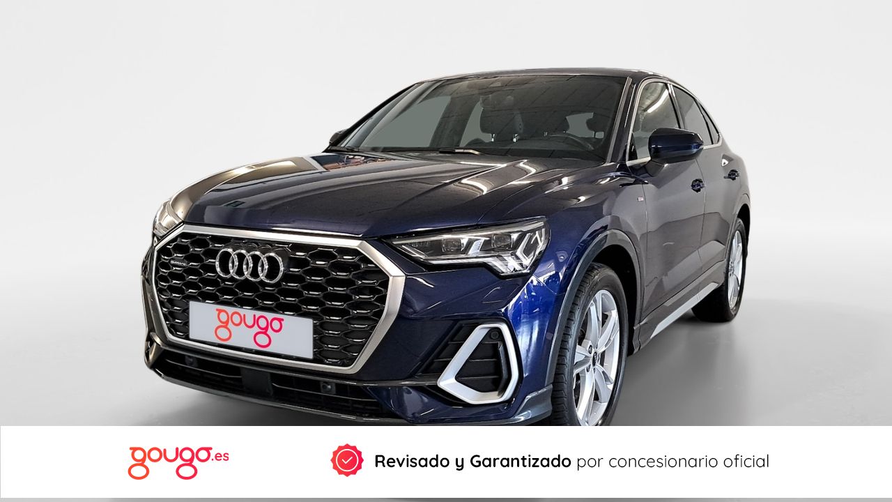audi q3 2021 /