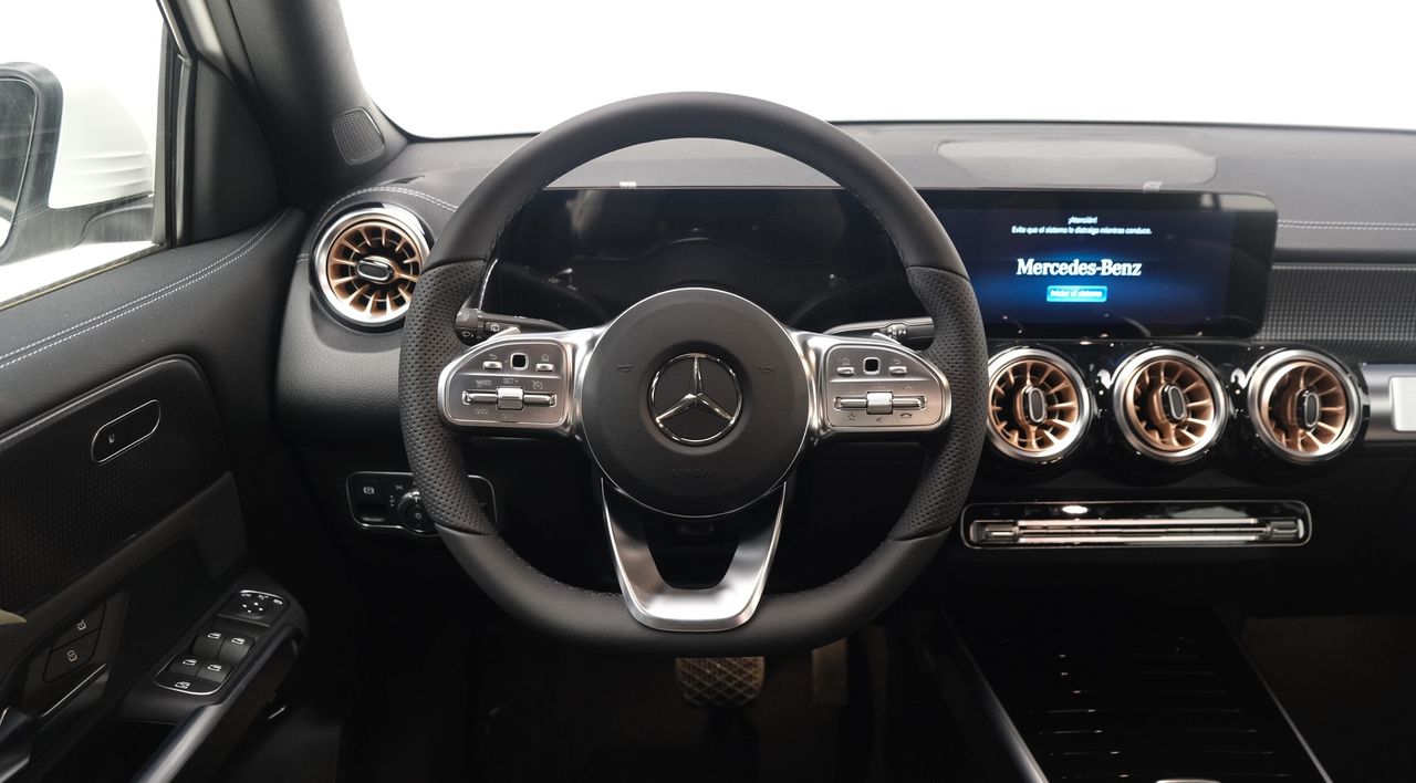 Mercedes EQB 250. - foto 10